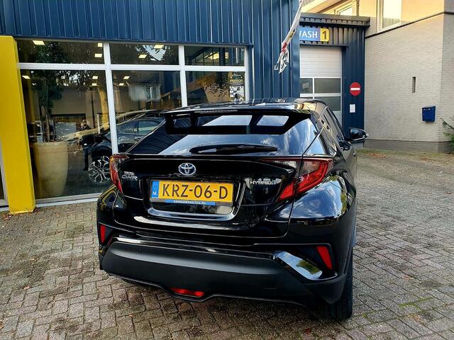 Toyota C-HR 1.8 Hybrid Dynamic all- in prijs!