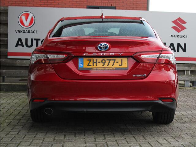 Toyota CAMRY 2.5 Hybrid Premium Automaat Navigatie, Elektrische Stoelverstelling, Parkeersensoren Voor en Achter, JBL Geluidsinstallatie