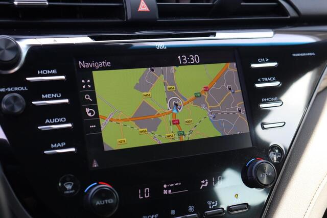 Toyota CAMRY 2.5 Hybrid Premium, JBL, Climate control, LM velgen, Navi, stoelverwarming.
