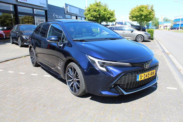 Toyota COROLLA Touring Sports 2.0 Hybrid GR Sport Plus 200pk | Rijklaar | Demo | Panodak | JBL | Leder | Elek. achterklep | Camera