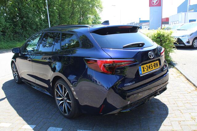 Toyota COROLLA Touring Sports 2.0 Hybrid GR Sport Plus 200pk | Rijklaar | Demo | Panodak | JBL | Leder | Elek. achterklep | Camera