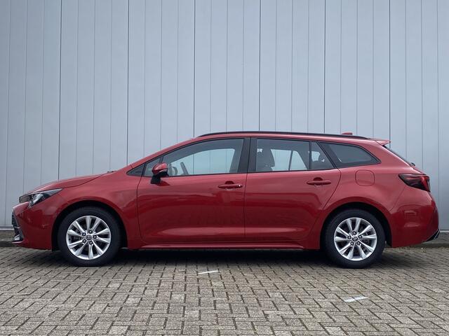Toyota COROLLA Touring Sports Hybrid 140 Active Nieuwe Model NL Auto Navi Draadloos Carplay