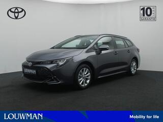 toyota-corolla-touring-sports-1.8-h