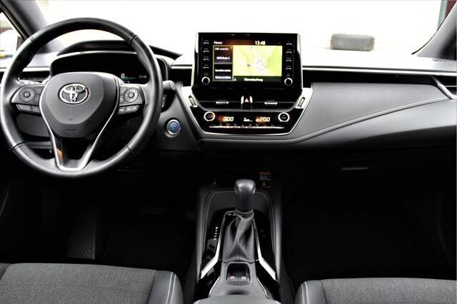 Toyota COROLLA Touring Sports 48 Dkm! 1.8 Hybrid Dynamic