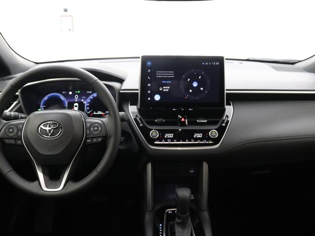 Toyota COROLLA Cross Hybrid 140 Business Plus | Voorraad Auto |