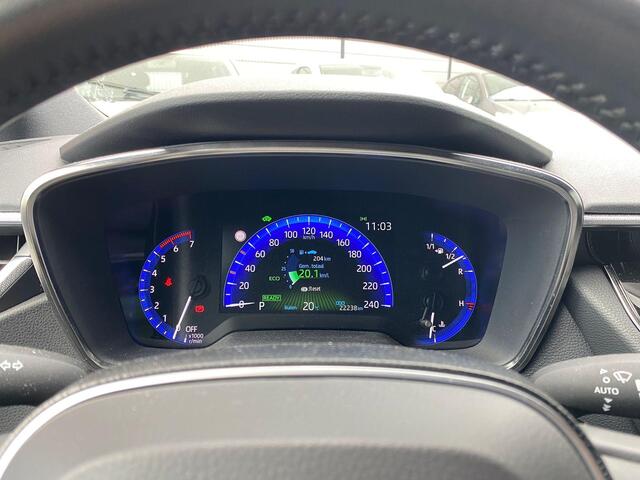 Toyota COROLLA 1.8 Hybrid Dynamic | 1e Eigenaar | PDC achter | Navigatie | NIEUWSTAAT | 10 Jaar Garantie | Dealer Onderhouden |