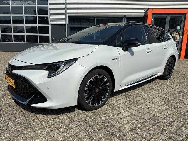 Toyota COROLLA Touring Sports 1.8 Hybrid GR-Sport Apple/Android Carplay / Draadloze telefoon lader / Camera / Led verlichting / Keyless / Two-Tone kleur