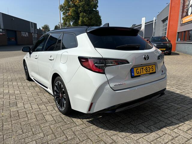 Toyota COROLLA Touring Sports 1.8 Hybrid GR-Sport Apple/Android Carplay / Draadloze telefoon lader / Camera / Led verlichting / Keyless / Two-Tone kleur