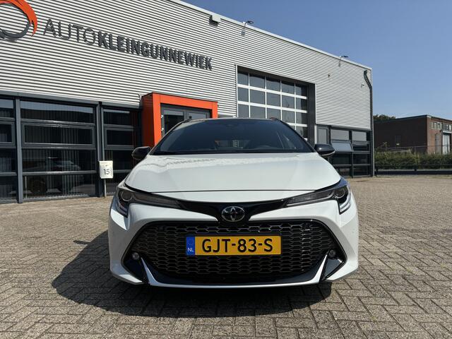 Toyota COROLLA Touring Sports 1.8 Hybrid GR-Sport Apple/Android Carplay / Draadloze telefoon lader / Camera / Led verlichting / Keyless / Two-Tone kleur