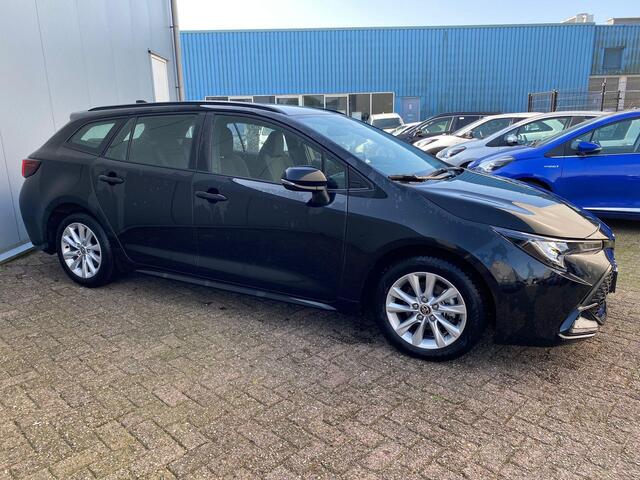 Toyota COROLLA Touring Sports Hybrid 140 Active | 1e Eigenaar | BTW | Dealer Onderhouden | Navi | Radar Cruise |