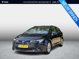 toyota-corolla-touring-sports-hybri