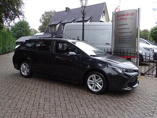 toyota-corolla-1.8-hybrid-active-1e