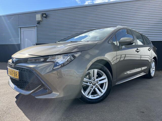 Toyota COROLLA Touring Sports 1.8 Hybrid Active Apple Carplay/Android Auto Navigatie, Achteruitrijcamera, Adaptieve Cruise Control, LM velgen - Metallic lak - * fabrieksgarantie tot april 2033