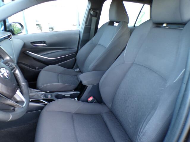 Toyota COROLLA Touring Sports 1.8 Hybrid Active, Automaat / Full LED / Adaptive Cruise / Navigatie / Stoelverwarming