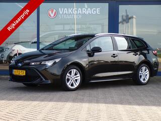 toyota-corolla-touring-sports-1.8-h