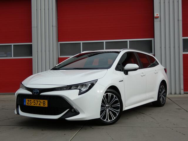 Toyota COROLLA Touring Sports 1.8 Hybrid First Edition/ lage km/ zeer mooi!