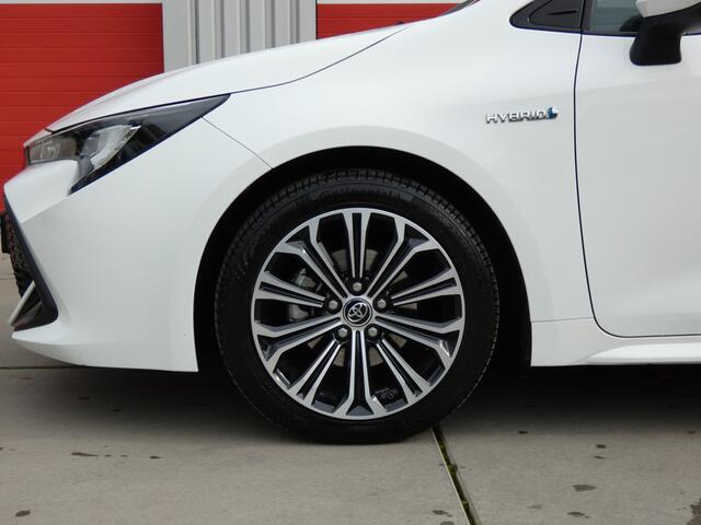 Toyota COROLLA Touring Sports 1.8 Hybrid First Edition/ lage km/ zeer mooi!