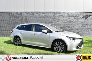 toyota-corolla-touring-sports-1.8-h