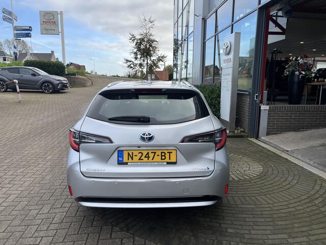 Toyota COROLLA Touring Sports 1.8 Hybrid Active