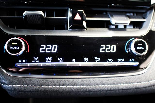 Toyota COROLLA Touring Sports 1.8 Hybrid Active I CARPLAY I ADP.CRUISE I MISTL.I NAV.I
