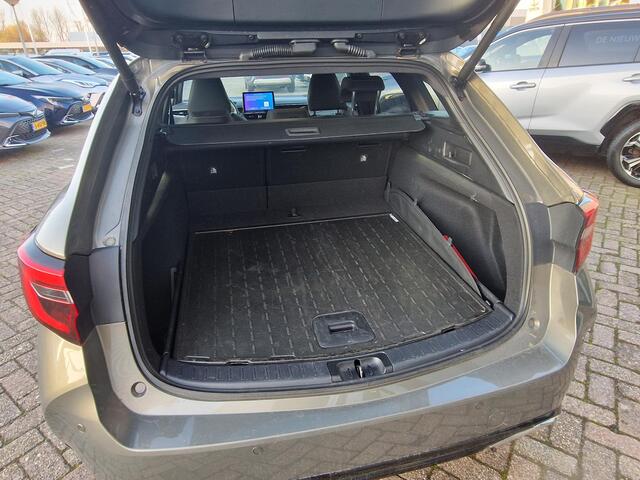 Toyota COROLLA Touring Sports 1.8 Hybrid First Edition