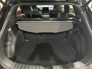 toyota-corolla-cross-hybrid-140-bla