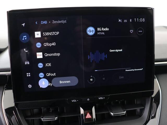 Toyota COROLLA Touring Sports 2.0 High Power Hybrid First Edition *demo | Elektrische achterklep | navigatie | Climate Control | cruise control/Adaptive | stoelverwarming | Draadloos opladen | Sensoren V+A |