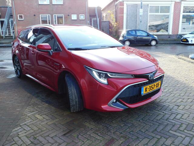 Toyota COROLLA Touring Sports 2.0 Hybrid Executive