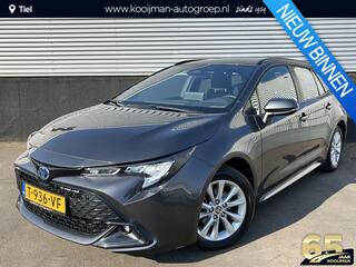 toyota-corolla-touring-sports-hybri