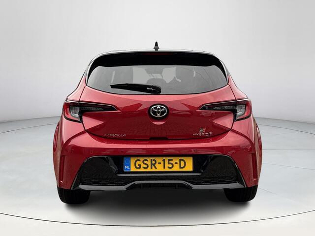 Toyota COROLLA Hybrid 140 GR Sport **NAVIGATIE/ STOELVERWARMING/ PARKEERCAMERA**
