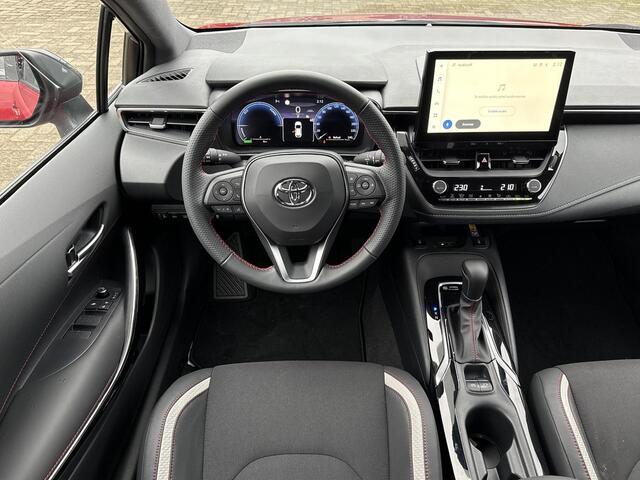 Toyota COROLLA Hybrid 140 GR Sport **NAVIGATIE/ STOELVERWARMING/ PARKEERCAMERA**