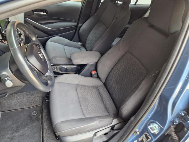 Toyota COROLLA 1.8 Hybrid Business Plus | Carplay / Android Auto | Stoelverwarm
