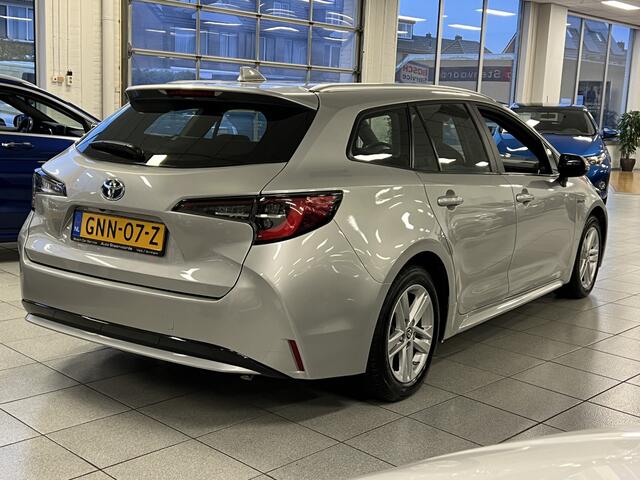 Toyota COROLLA Touring Sports 1.8 Hybrid Business