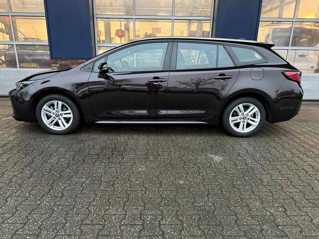 Toyota COROLLA 1.8 HYBRID ACTIVE