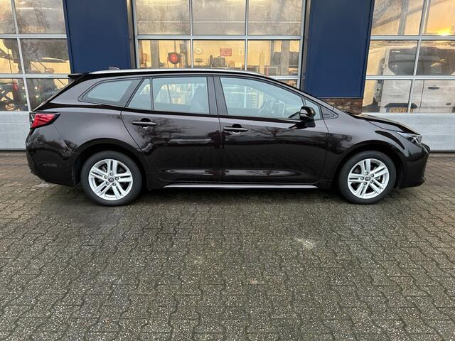 Toyota COROLLA 1.8 HYBRID ACTIVE