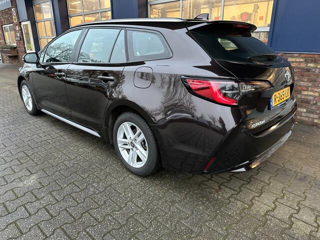 Toyota COROLLA 1.8 HYBRID ACTIVE