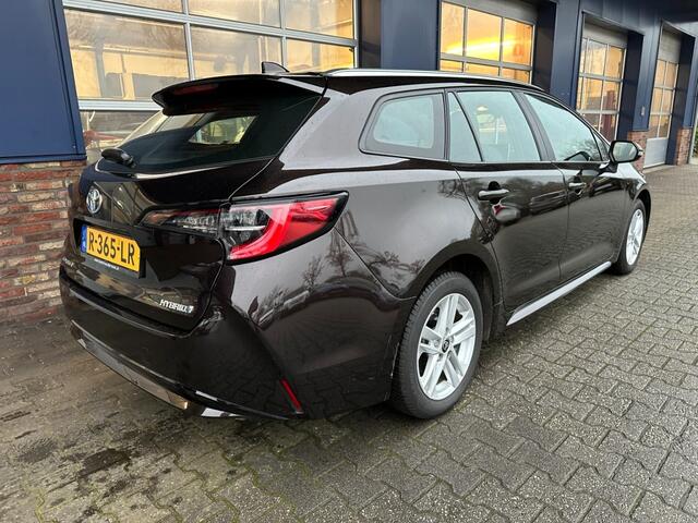 Toyota COROLLA 1.8 HYBRID ACTIVE