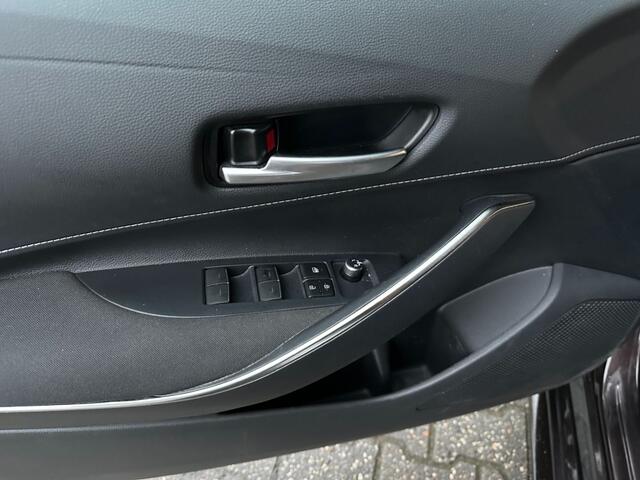 Toyota COROLLA 1.8 HYBRID ACTIVE