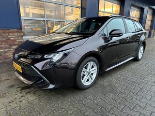 toyota-corolla-1.8-hybrid-active