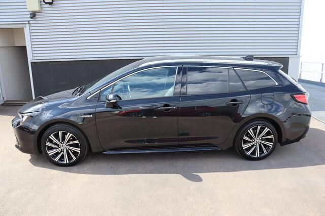Toyota COROLLA Touring Sports 2.0 Hybrid Dynamic Half-lederen bekleding, Apple CarPlay, Privacy glass, LM velgen, Metallic lak, Adaptieve Cruise control, Climate control