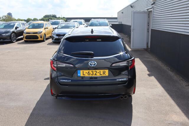Toyota COROLLA Touring Sports 2.0 Hybrid Dynamic Half-lederen bekleding, Apple CarPlay, Privacy glass, LM velgen, Metallic lak, Adaptieve Cruise control, Climate control