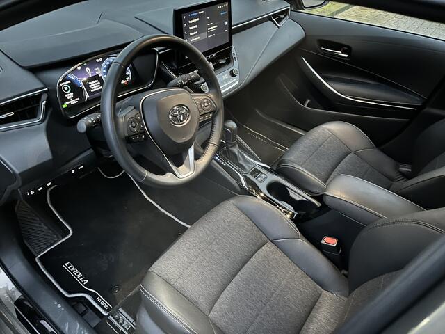 Toyota COROLLA Touring Sports 1.8 Hybrid NL Auto First Edition Navi Clima PDC Stoelverwarming