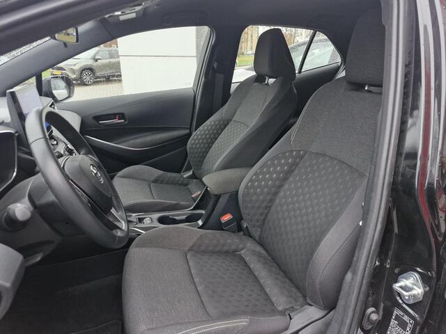 Toyota COROLLA Hybrid 140 Active