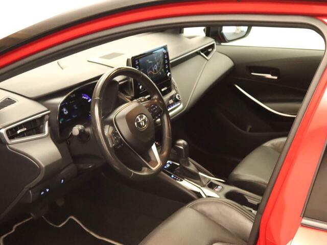 Toyota COROLLA 2.0 Hybrid Bi-Tone Style - BI-TONE - ADAPTIEVE CRUISE CONTROL - HEAD UP DISPLAY - KEYLESS ENTRY/START - VOORSTOELEN VERWARMD - ACHTERRUITRIJCAMERA - LEDEREN BEKLEDING - JBL GELUIDSINSTALLATIE