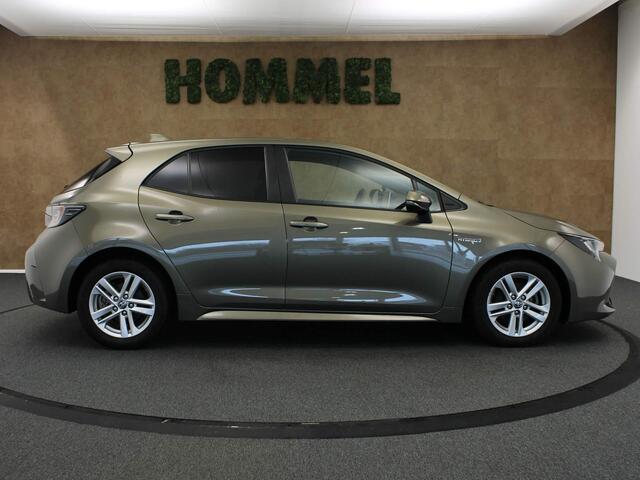 Toyota COROLLA 1.8 Hybrid Dynamic APPLE CARPLAY/ANDROID AUTO - STUUR + STOELVERWARMING - DRAADLOZE TELEFOONLADER - ADAPTIEVE CRUISE CONTROL - KEYLESS ENTRY/ START - DAB RADIO - LICHT/ REGENSENSOR - 4 X ELEKTRISCHE RAMEN