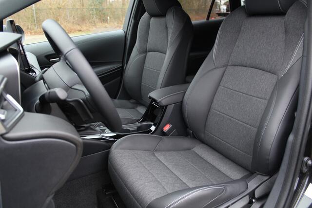 Toyota COROLLA Touring Sports 2.0 Hybrid 200 Dynamic Rijklaar | Nieuw | Uit voorraad leverbaar!