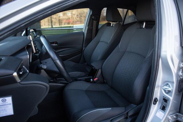 Toyota COROLLA 1.8 Hybrid Business Plus , Adap. cruise,