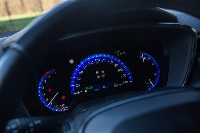 Toyota COROLLA 1.8 Hybrid Business Plus , Adap. cruise,