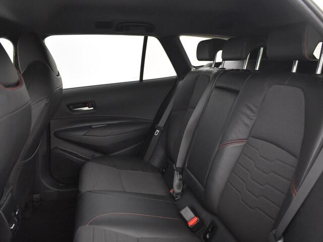 Toyota COROLLA 2.0 Hybrid Executive | Parkeersensoren V+A | Navigatie | Stoelve