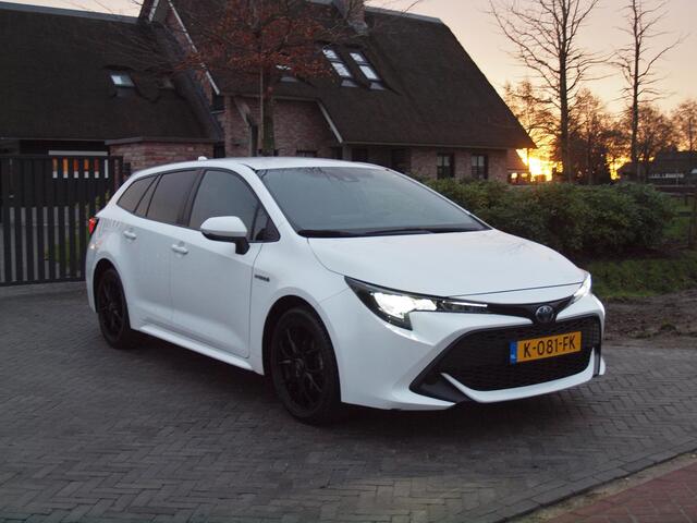 Toyota COROLLA Touring Sports 1.8 Hybrid | 17 Inch | Camera | Apple Carplay | Cruise Control | DAB |